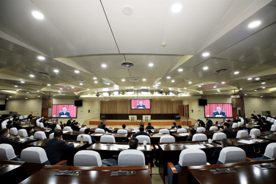 政策严抓却带来行业机缘