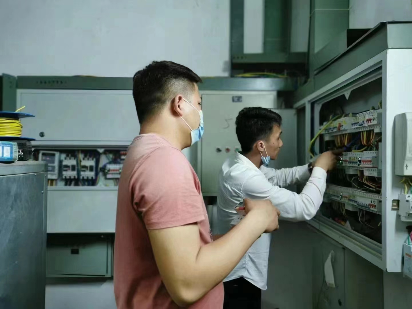 广西玉林超市智慧清静用电装置项目